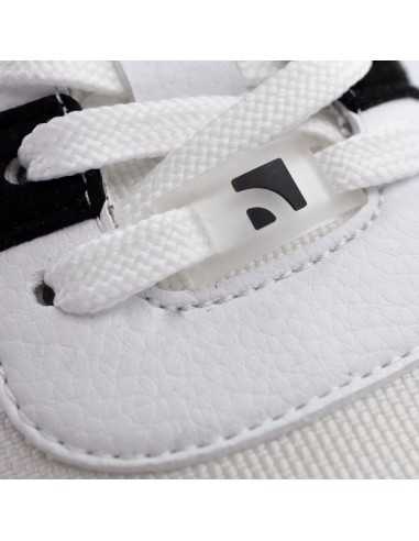 Barefoot Barebarics Zing