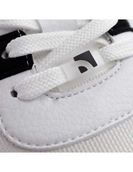 Barefoot Barebarics Zing